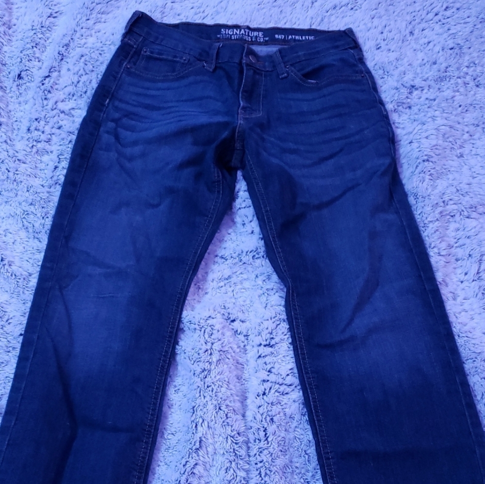 Clothes - Picture 3 of 8
